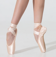 0524/2 Nova Flex Pointe Shoe